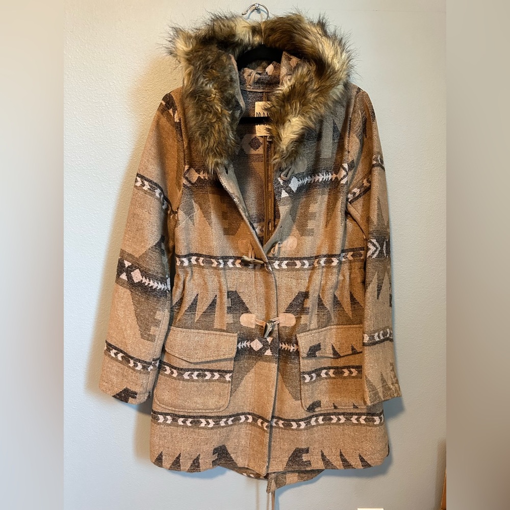 BB Dakota Sz M Fur Hooded Jacket